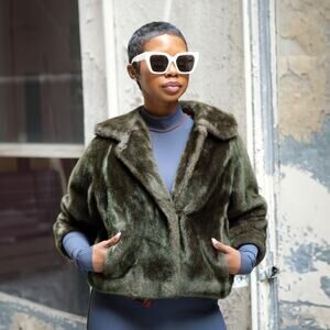 1960s Brown Faux Fur 3/4 Sleeve Cropped Swing Coat w/ satin Lining SZ M/L